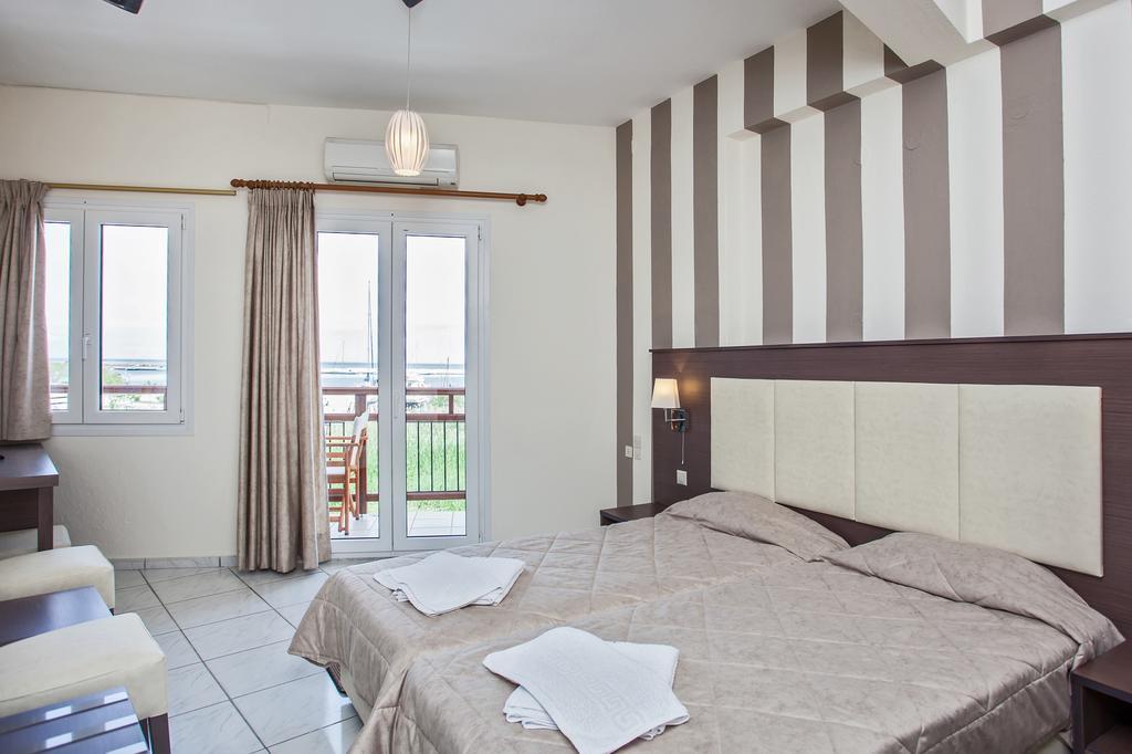 Akti Fine Rooms سكوبيلوس تاون الغرفة الصورة